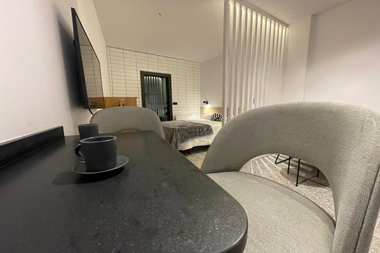 Apartamentos Mk77 Leon - Lahoz מראה חיצוני תמונה